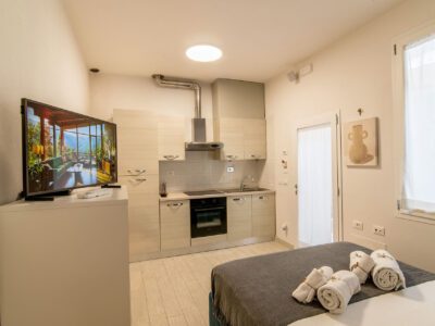 lucentumrooms-it-studio-flat-kitchenette-alicante-kitchen-area